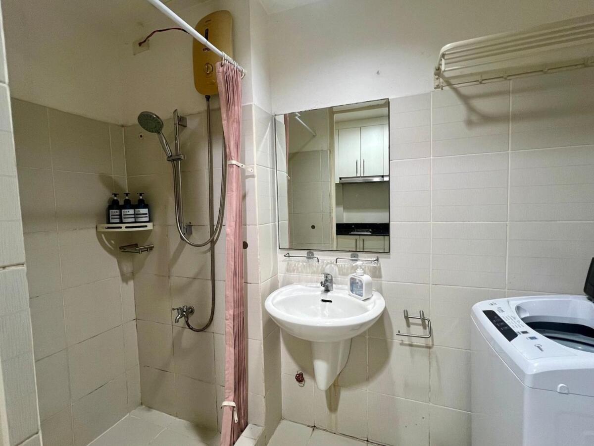 Sea Residences Pasay Cozy Steps From Sm Mall Of And Moa Arena * Manila